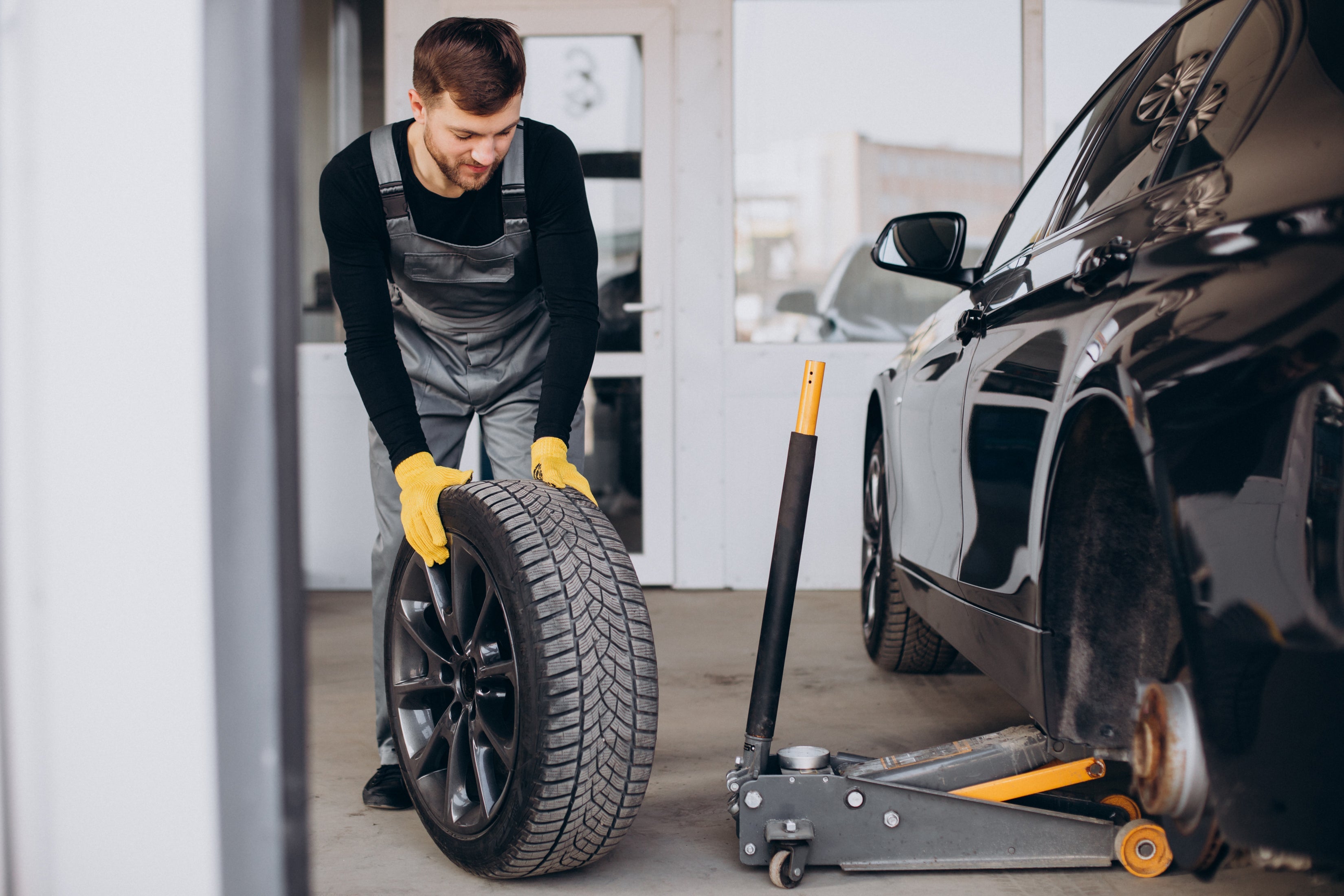How to Extend the Life of Your Car Tyres